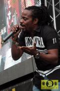 Chuck Fenda (Jam) and The House Of Riddim Band 23. Reggae Jam Festival - Bersenbrueck 30. Juli 2017 (19).JPG